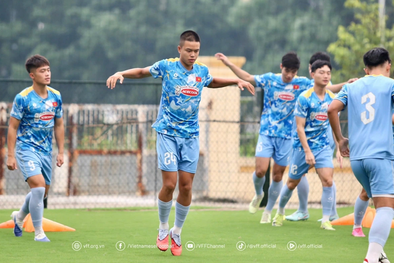 u22-viet-nam-tang-cuong-luc-luong-thanh-trung-tro-lai-dung-luc-cho-chien-dich-sea-games